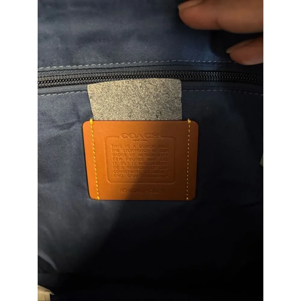 Coach unisex adult